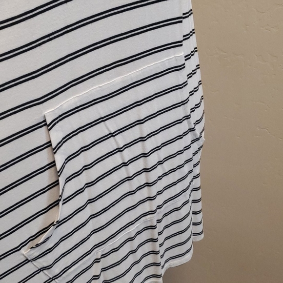 Workout Tank - Picture 2 of 4